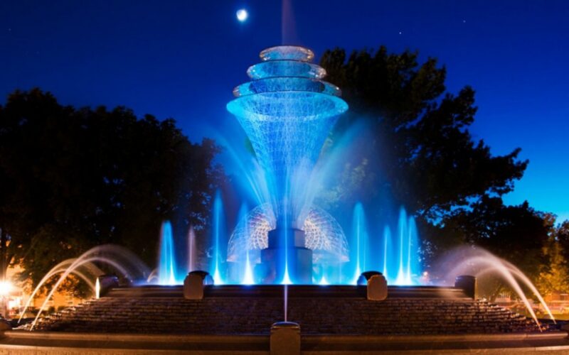 “Crossover Fountain” As You Exit West Broadway Onto Pearl, In Council Bluffs